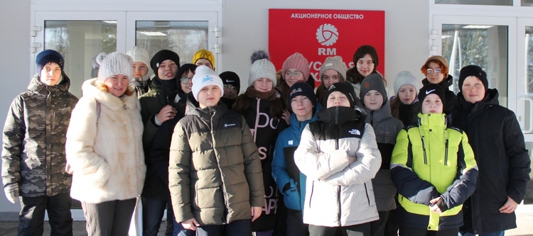 Предприятие посетили ученики 6 «Г» класса школы №12 им. П. Ф. Дерунова