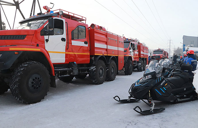 Отряд снегоходов РМ VECTOR 551 принят на службу спасателями Кузбасса