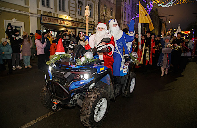 Рыбинск. Нашествие Дедов Морозов.