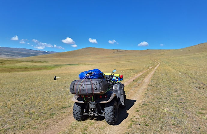 Код Алтая: на квадроцикле к краю жизни